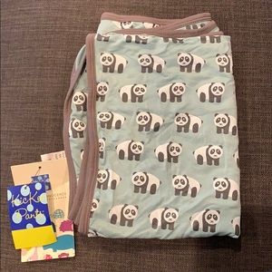 NWT Kickee Pants swaddle blanket